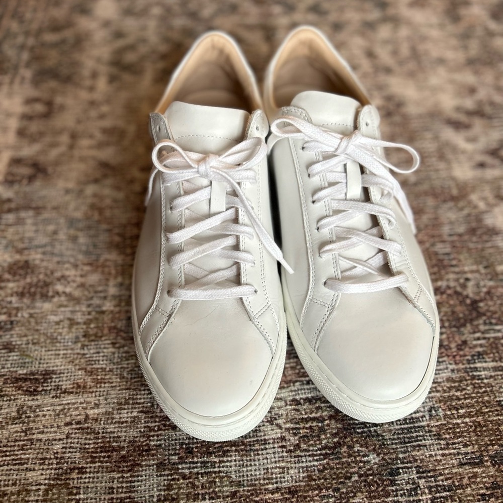 Brand New: Men’s White Sneakers